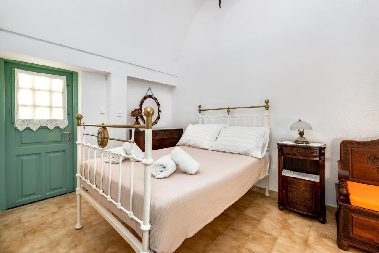 Authentic Santorinian Home Experience Firá Buitenkant foto