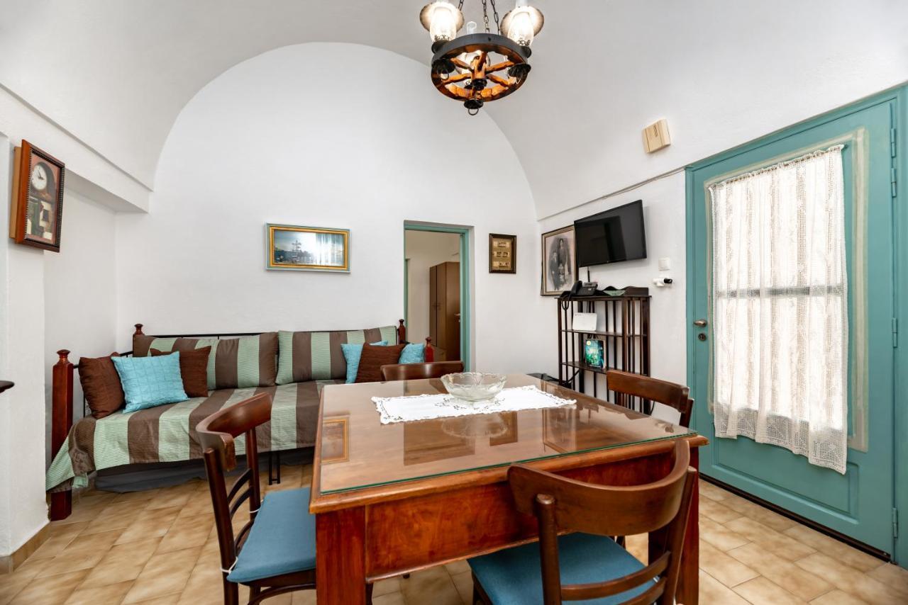 Authentic Santorinian Home Experience Firá Buitenkant foto
