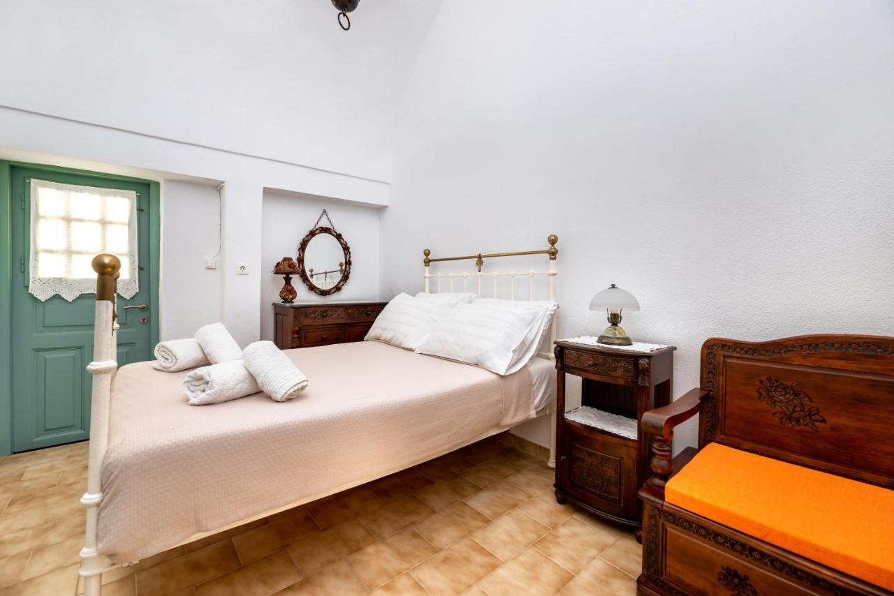 Authentic Santorinian Home Experience Firá Buitenkant foto